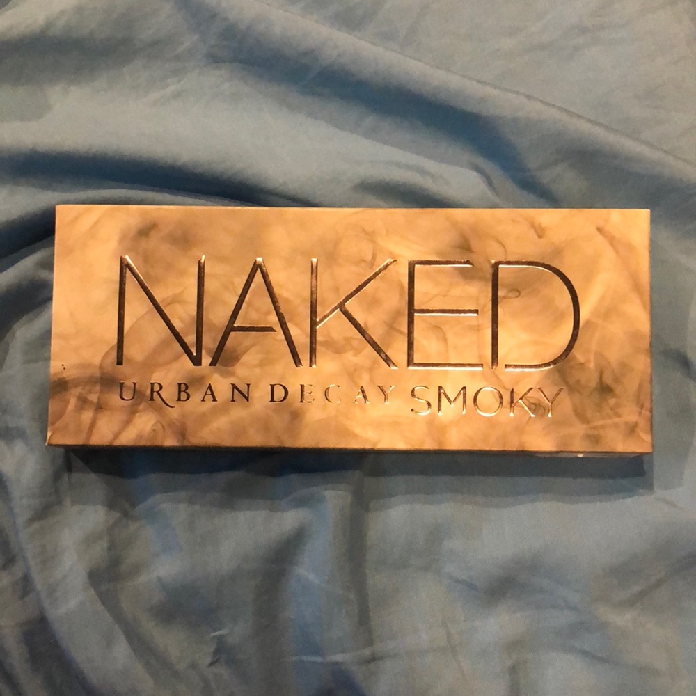Urban Decay Naked Smoky Palette
